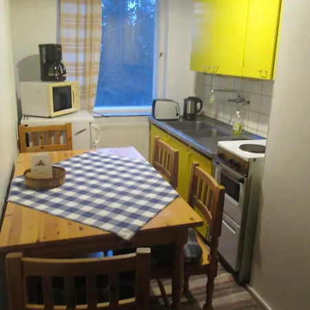 Guesthouset Ugrin Paikka 2*