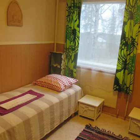 Guesthouset Ugrin Paikka 2*