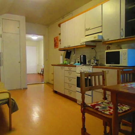 Ugrin Paikka Guesthouset 2*